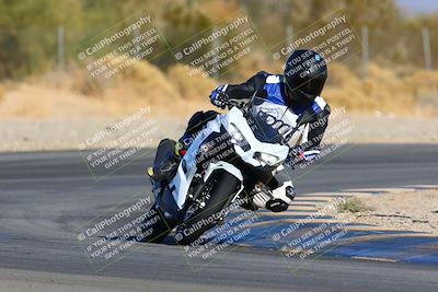 media/Jan-08-2022-SoCal Trackdays (Sat) [[1ec2777125]]/Turn 2 (150pm)/